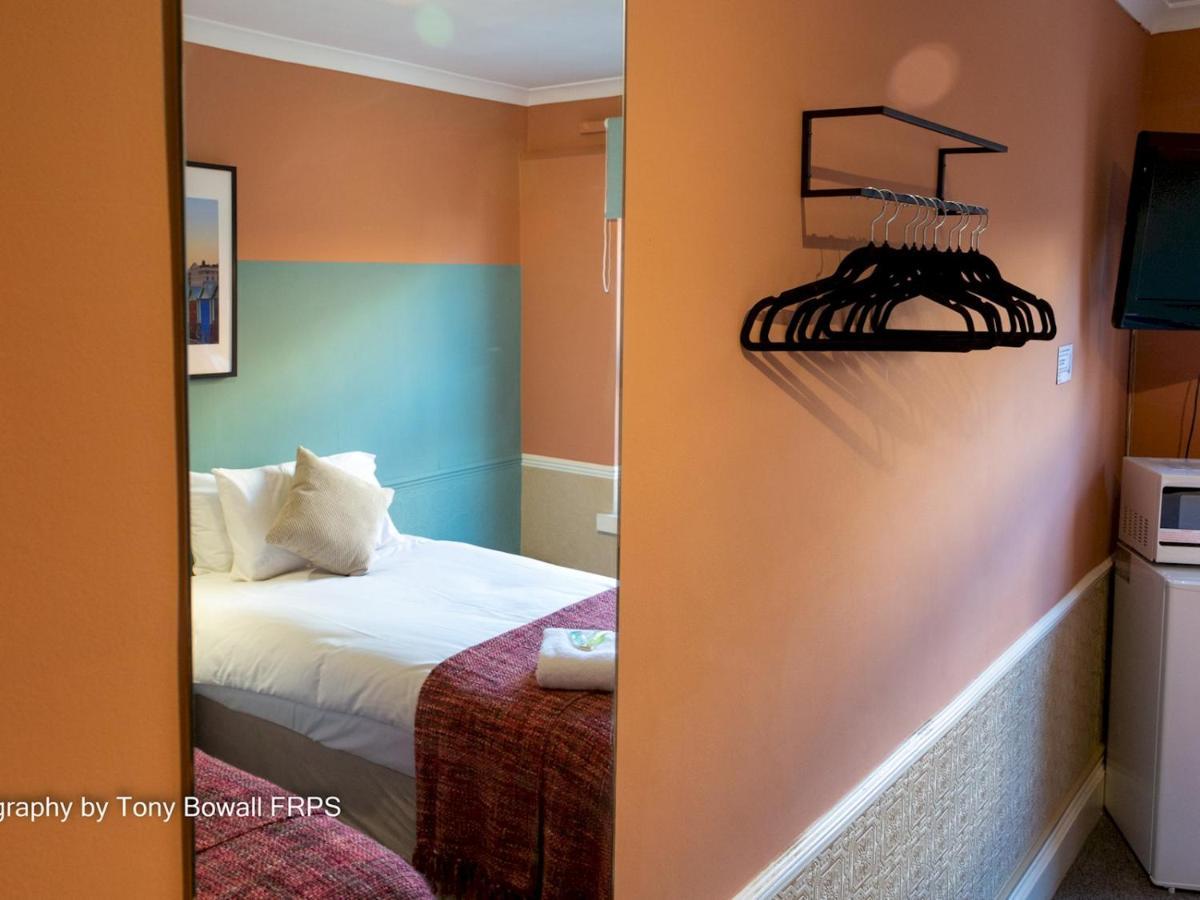 Pass The Keys Room 14 Twin The Blessed Elizabeth Boutique Suite Brighton Exterior photo